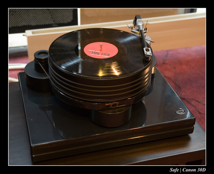 2006 - 10 - Salon hifi sofitel - 183